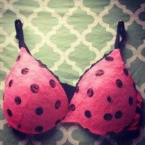 Fruit of the Loom Padded Push Up Underwire 42D Bra